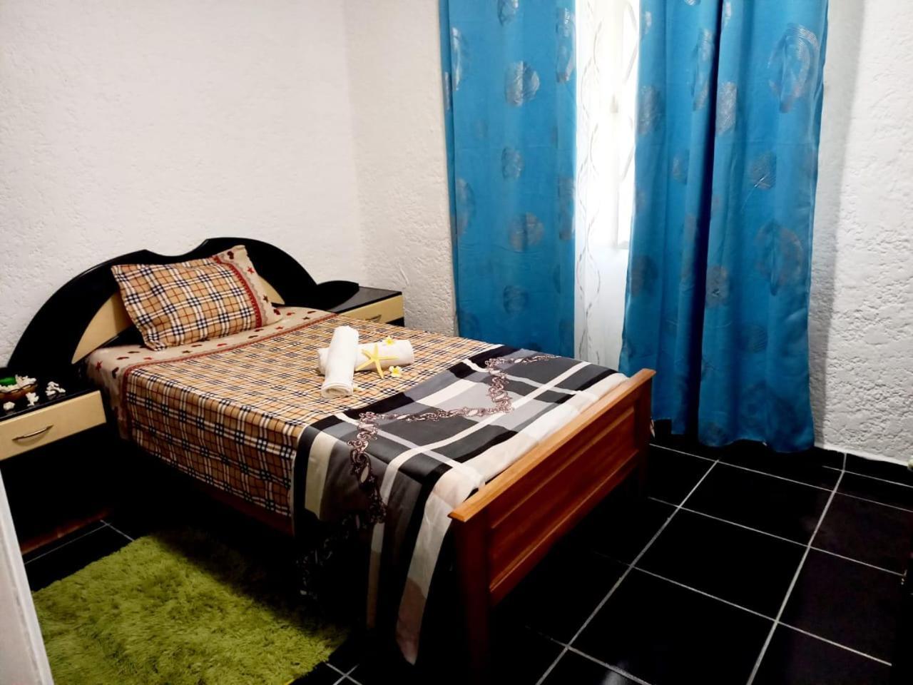 Bella Villa Flic en Flac Luaran gambar