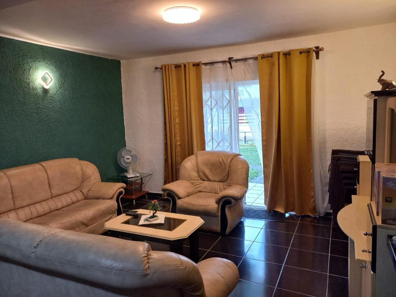 Bella Villa Flic en Flac Luaran gambar